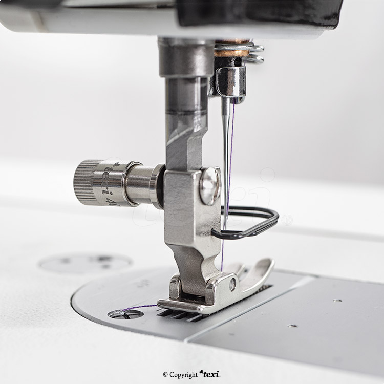 Rychloupínací šroub patky pro šicí stroje TEXI 4003