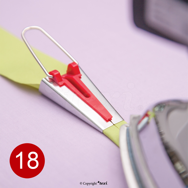 Zakladač šikmých proužků 18 mm TEXI 4037