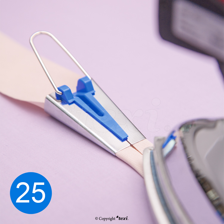 Zakladač šikmých proužků 25 mm TEXI 4038