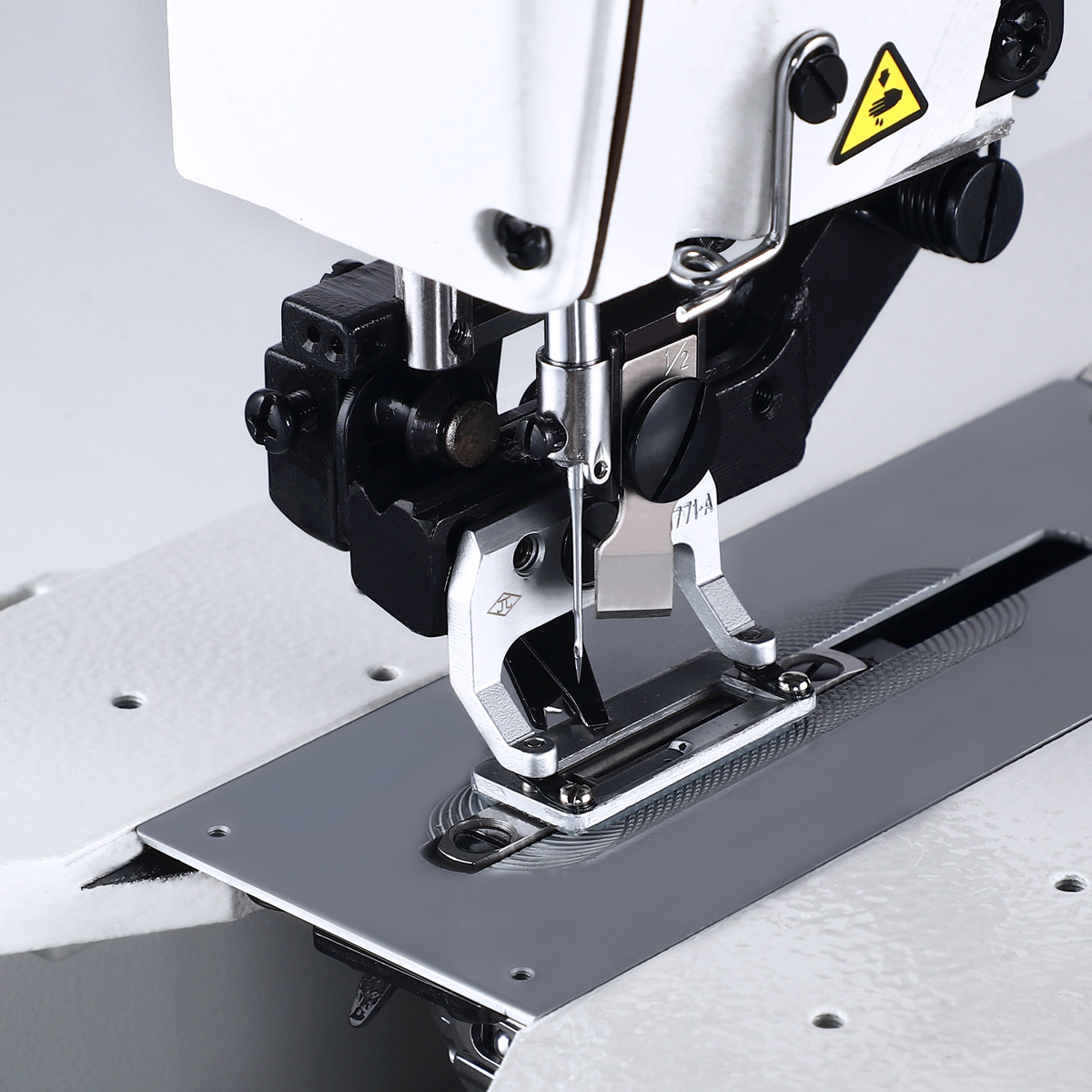 Průmyslový dírkovací šicí stroj TEXI 781F PREMIUM EX