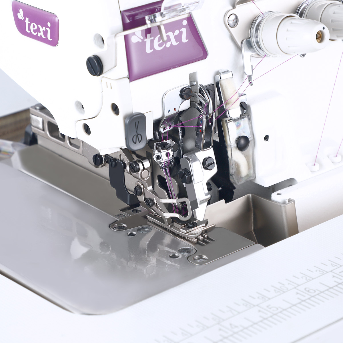 Průmyslový šicí stroj overlock TEXI QUATTRO 3F PREMIUM EX